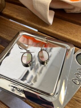 silver 925 Oval Mother-of-Pearl Drop Earrings